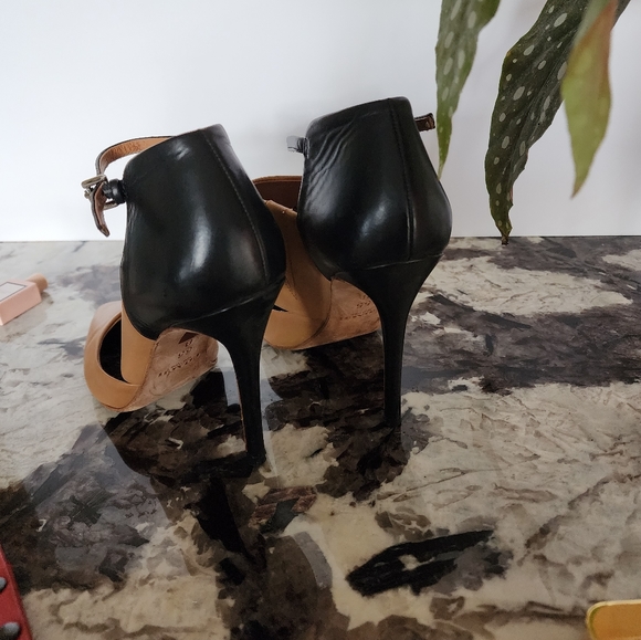 Coach New York Leather High Heels Sz 5.5 - Picture 5 of 8